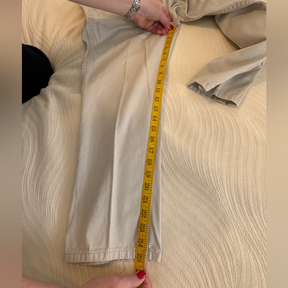 Elle Capris - Picture 6 of 7